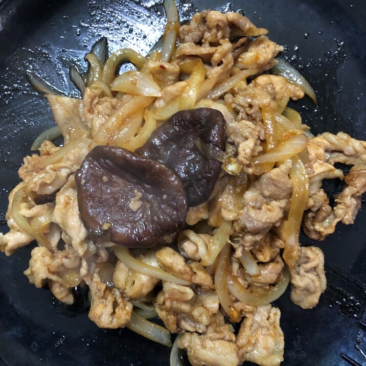 たまねぎたっぷり豚肉の生姜焼き^ - ^